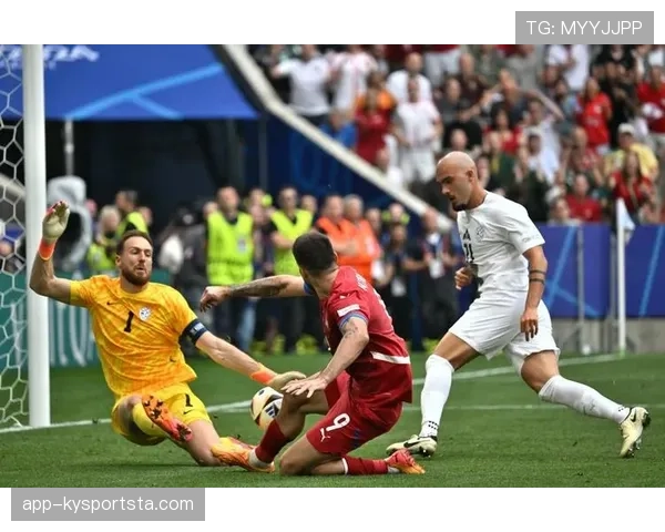 奥布拉克的禁区控制与二次扑救能力如何构筑其门将核心价值