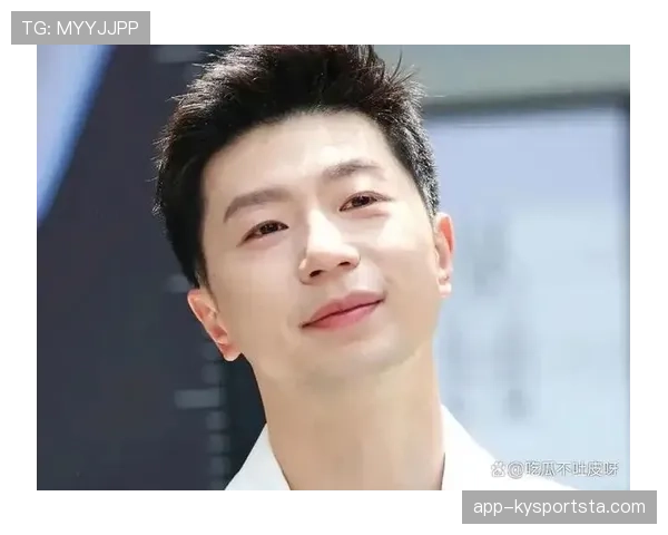 刷到马龙拎菜的图，手里那包牌子把我穷哭