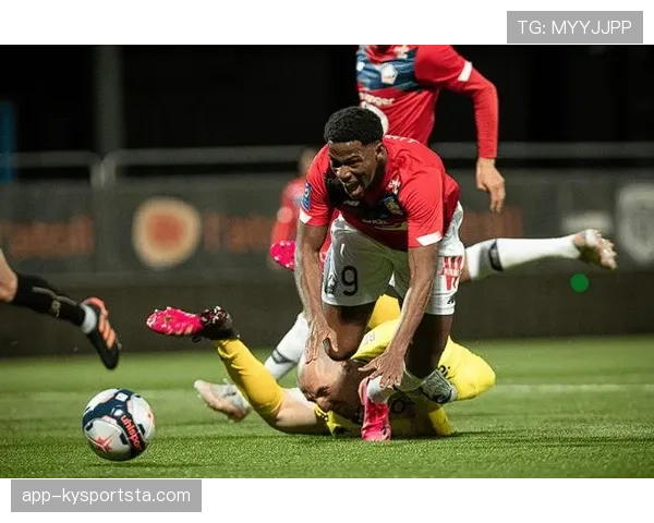 奥纳纳登陆法甲里尔：五大联赛首秀的关键跃升